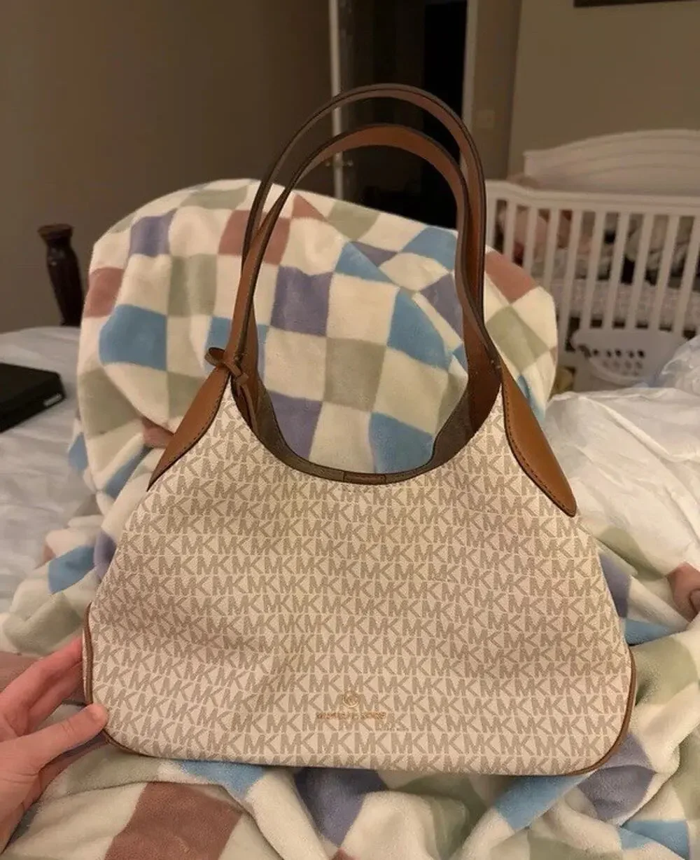 Michael Kors Signature Monogram Large Zip Tote Beige Brown Shoulder Strap Gold